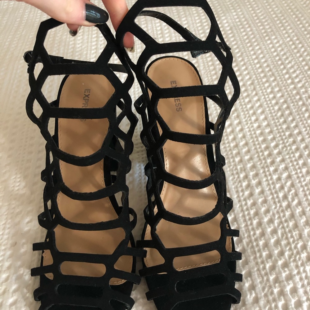 Express heels! - Picture 2 of 4